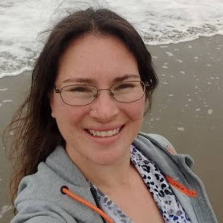 headshot of Rachel Lazzeri-Aerts